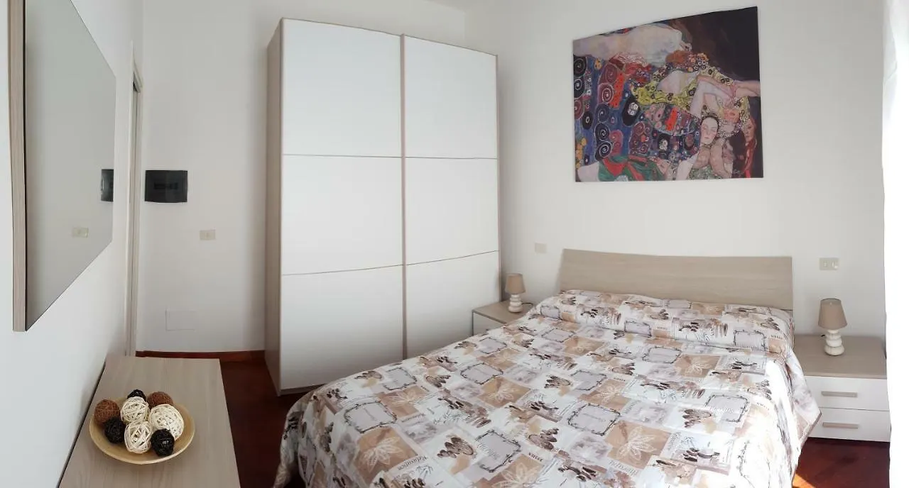 Saint Peter S Roof Apartment Rome 0*,  Italy